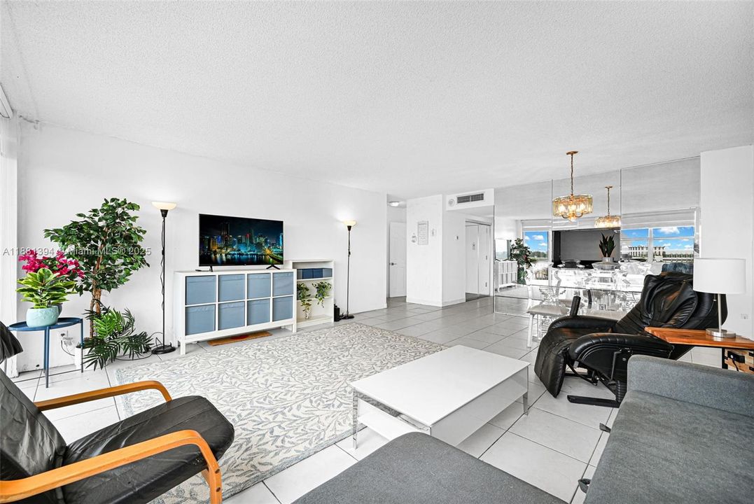 En Venta: $180,000 (1 camas, 1 baños, 855 Pies cuadrados)