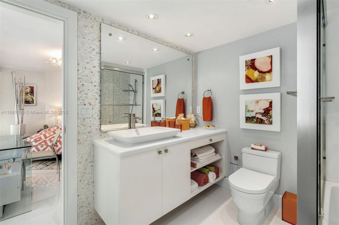 На продажу: $5,850,000 (3 спален, 3 ванн, 3300 Квадратных фут)