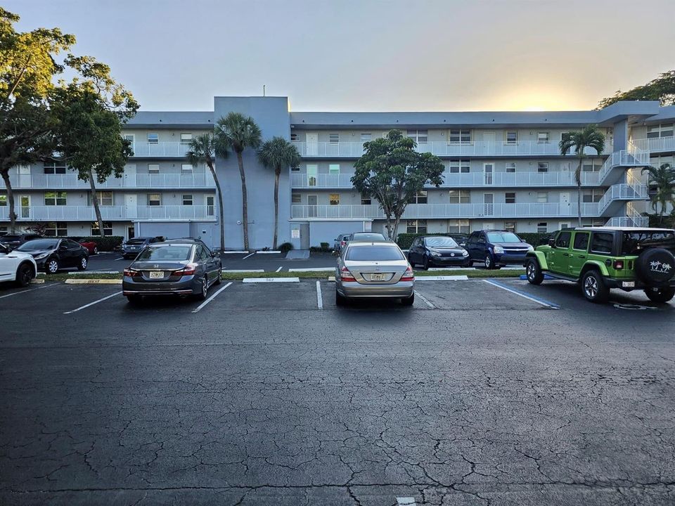 118 - Building