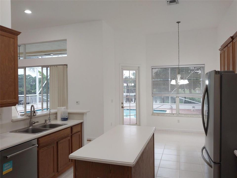 KITCHEN 2