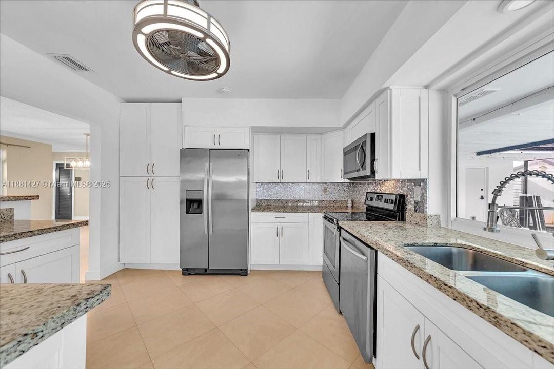 Недавно арендовано: $4,600 (3 спален, 2 ванн, 1929 Квадратных фут)