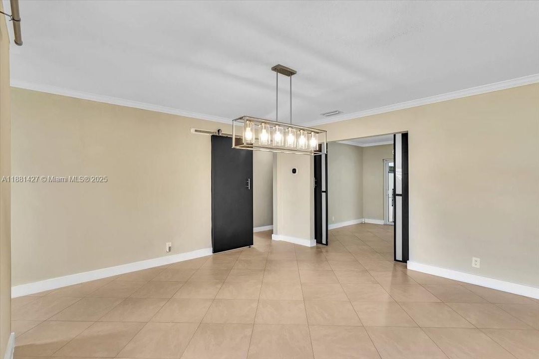 Недавно арендовано: $4,600 (3 спален, 2 ванн, 1929 Квадратных фут)