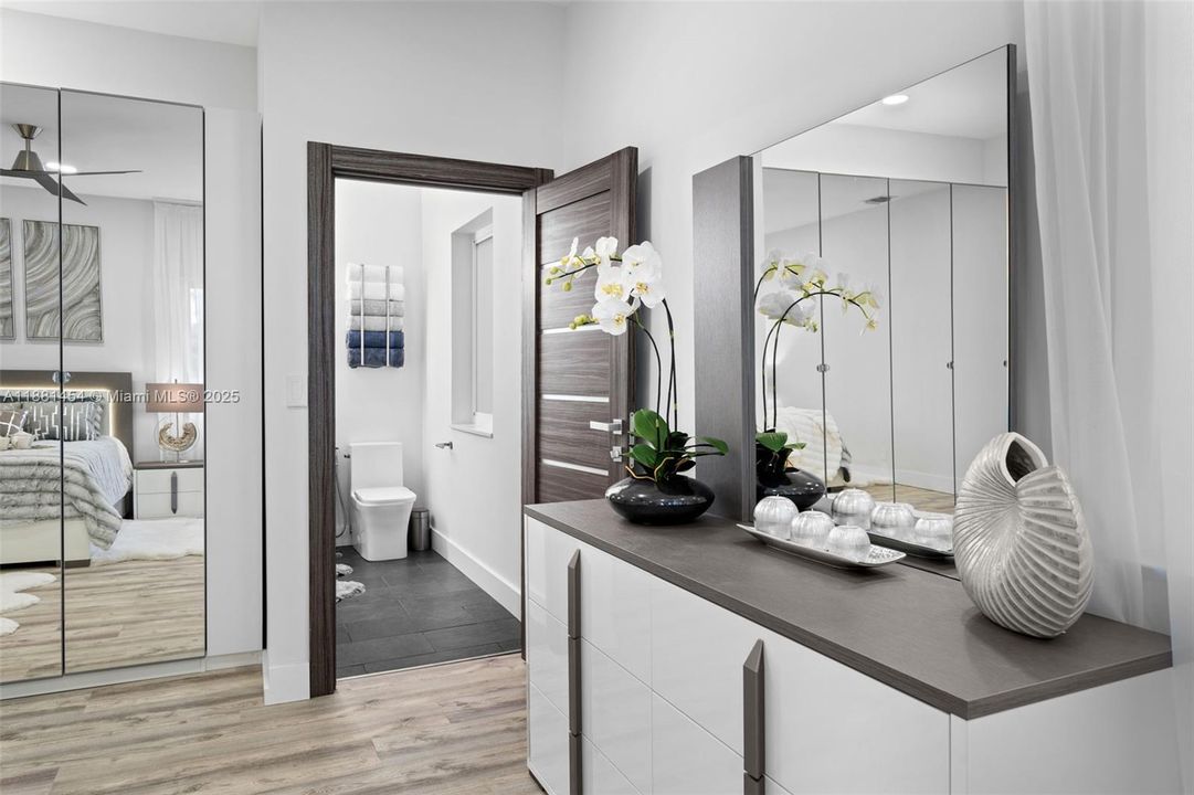 For Sale: $1,599,000 (3 beds, 3 baths, 2882 Square Feet)