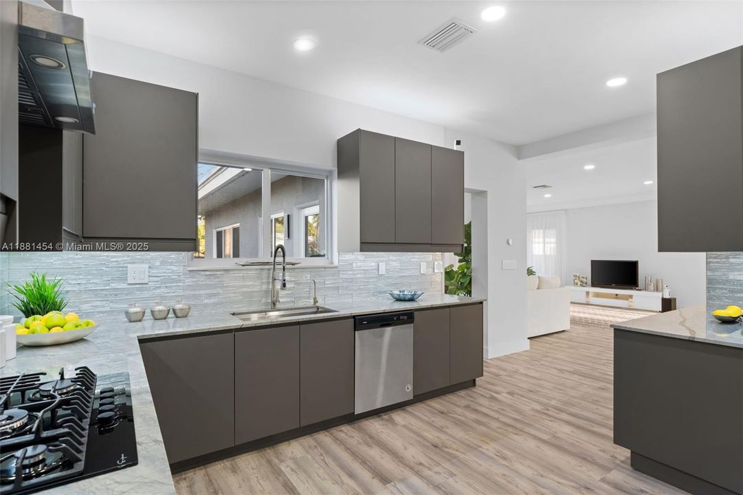 For Sale: $1,599,000 (3 beds, 3 baths, 2882 Square Feet)