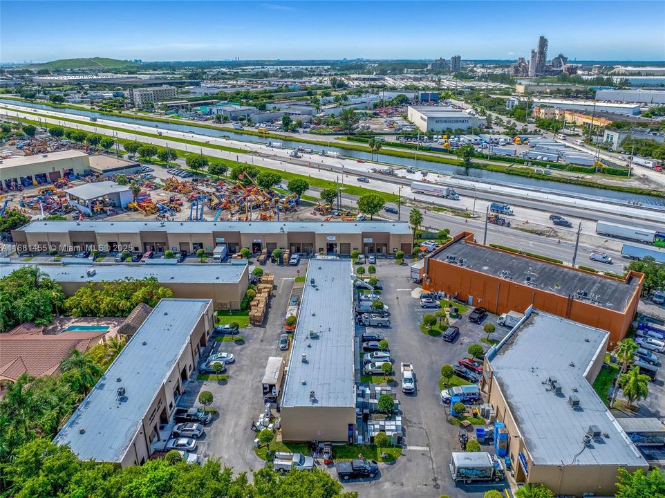 待售: $420,000 (0 贝兹, 0 浴室, 0 平方英尺)