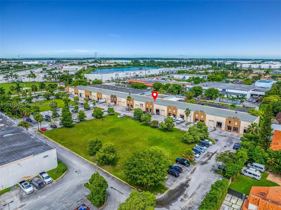 待售: $550,000 (0 贝兹, 0 浴室, 0 平方英尺)