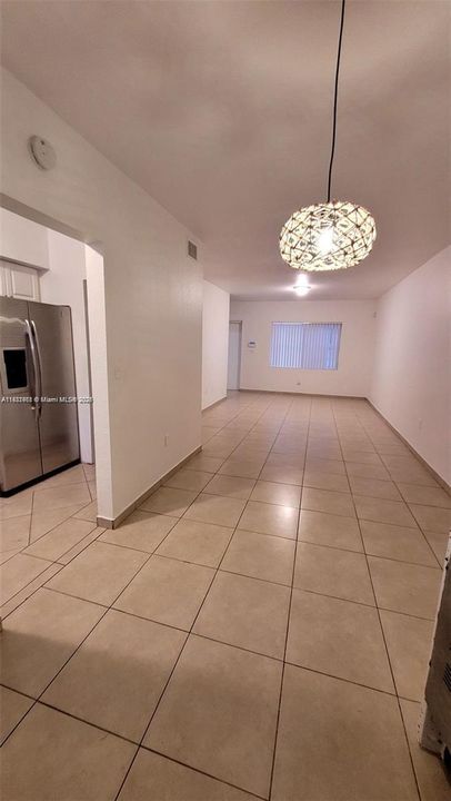 Active With Contract: $230,000 (4 beds, 3 baths, 1660 Square Feet)