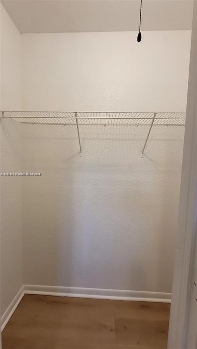 Active With Contract: $230,000 (4 beds, 3 baths, 1660 Square Feet)