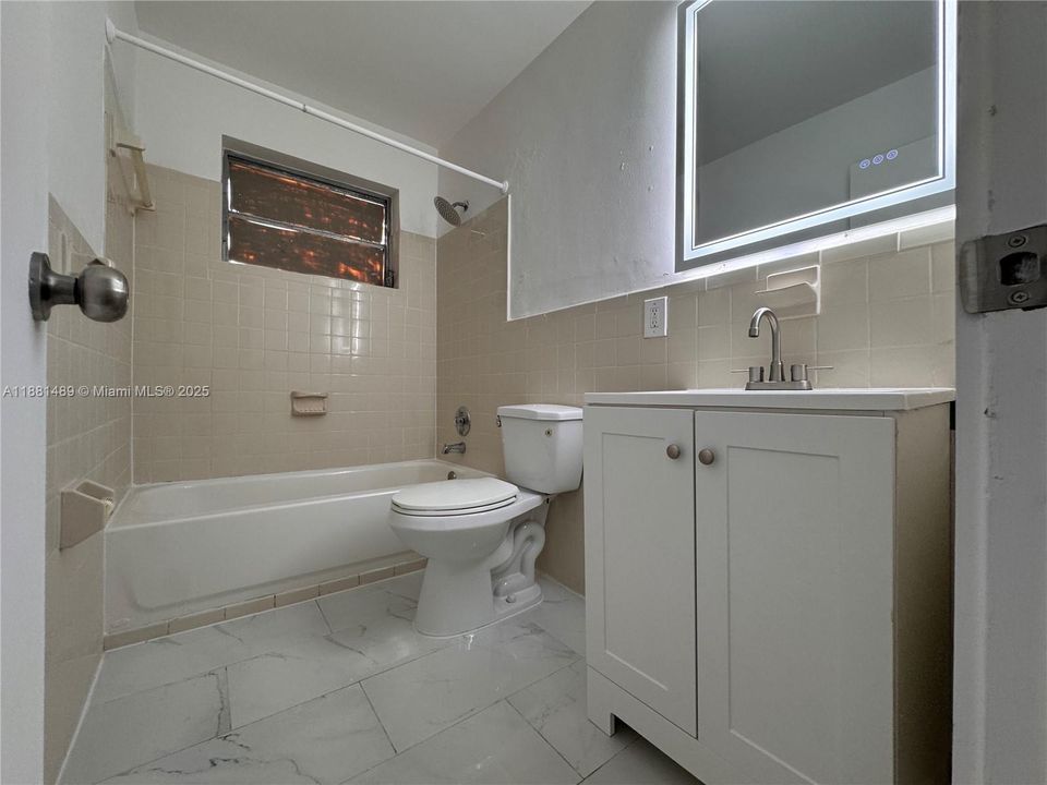 Recently Rented: $1,375 (0 beds, 1 baths, 2150 Square Feet)