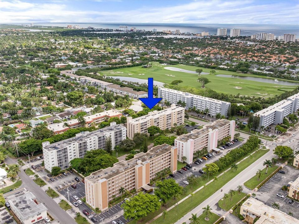 合同活跃: $242,000 (2 贝兹, 2 浴室, 1092 平方英尺)