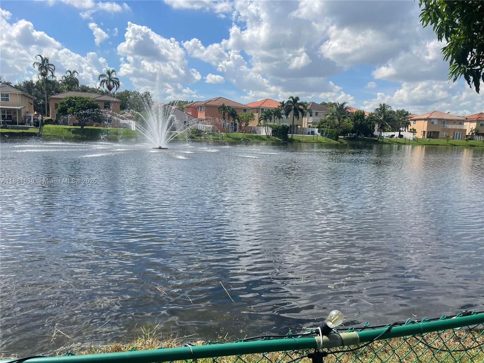 For Rent: $4,500 (3 beds, 2 baths, 1522 Square Feet)