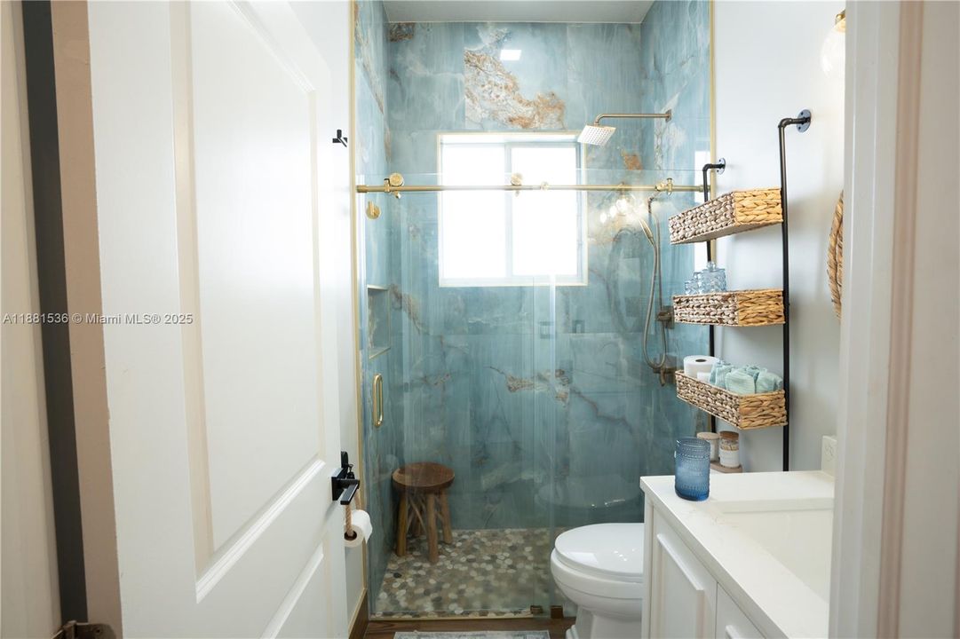 For Rent: $4,500 (3 beds, 2 baths, 1522 Square Feet)