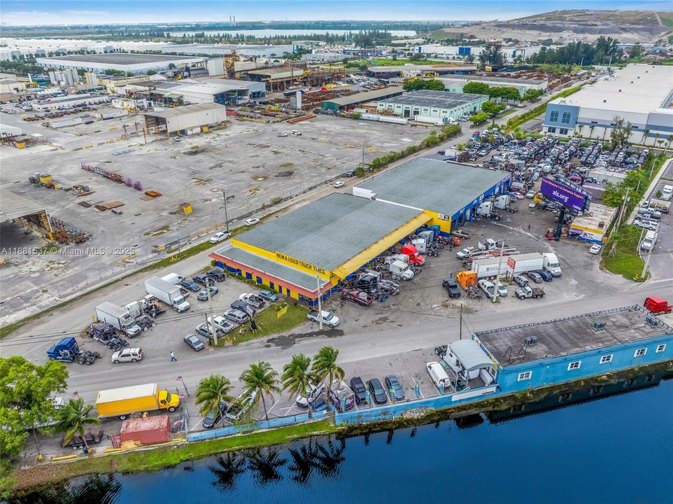 В аренду: $12,000 (0 спален, 0 ванн, 0 Квадратных фут)