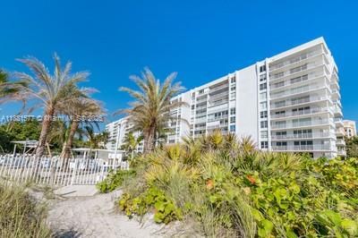 В аренду: $8,000 (2 спален, 2 ванн, 1496 Квадратных фут)