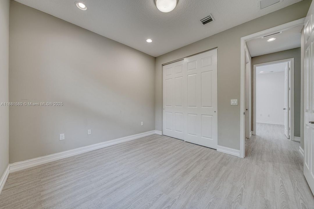 Recently Rented: $4,850 (4 beds, 3 baths, 2305 Square Feet)