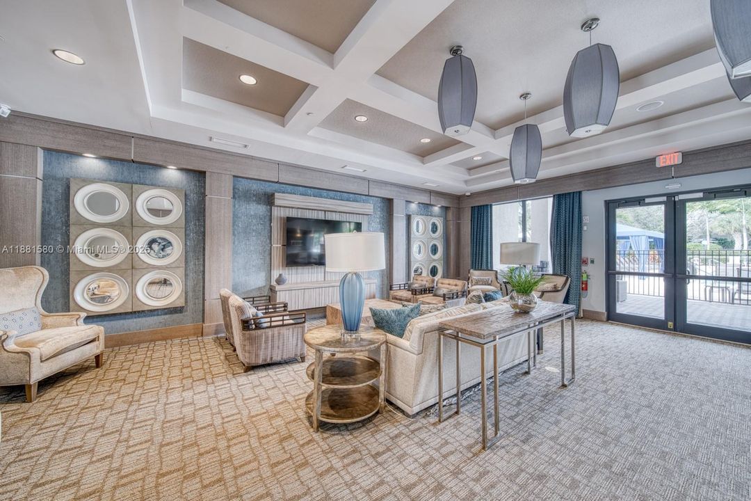 Recently Rented: $4,850 (4 beds, 3 baths, 2305 Square Feet)