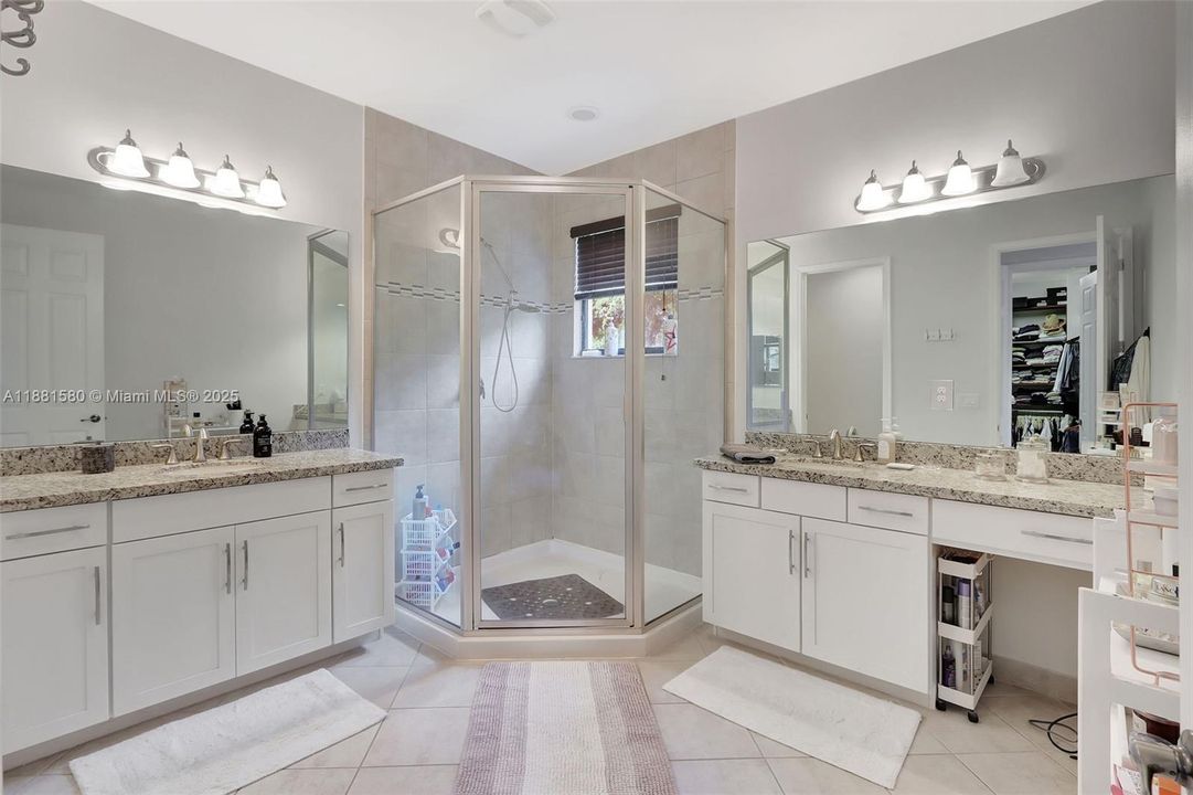 Recently Rented: $4,850 (4 beds, 3 baths, 2305 Square Feet)