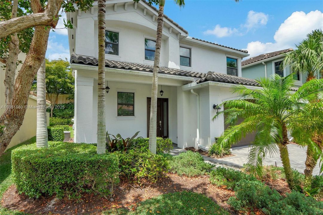 Recently Rented: $4,850 (4 beds, 3 baths, 2305 Square Feet)