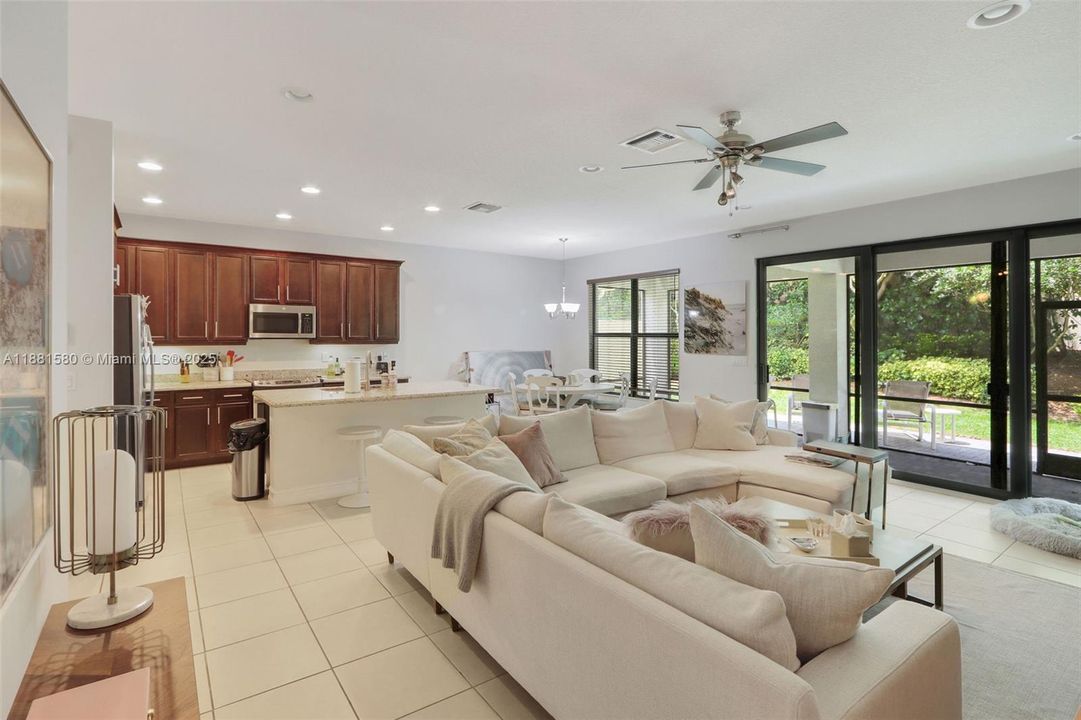 Recently Rented: $4,850 (4 beds, 3 baths, 2305 Square Feet)