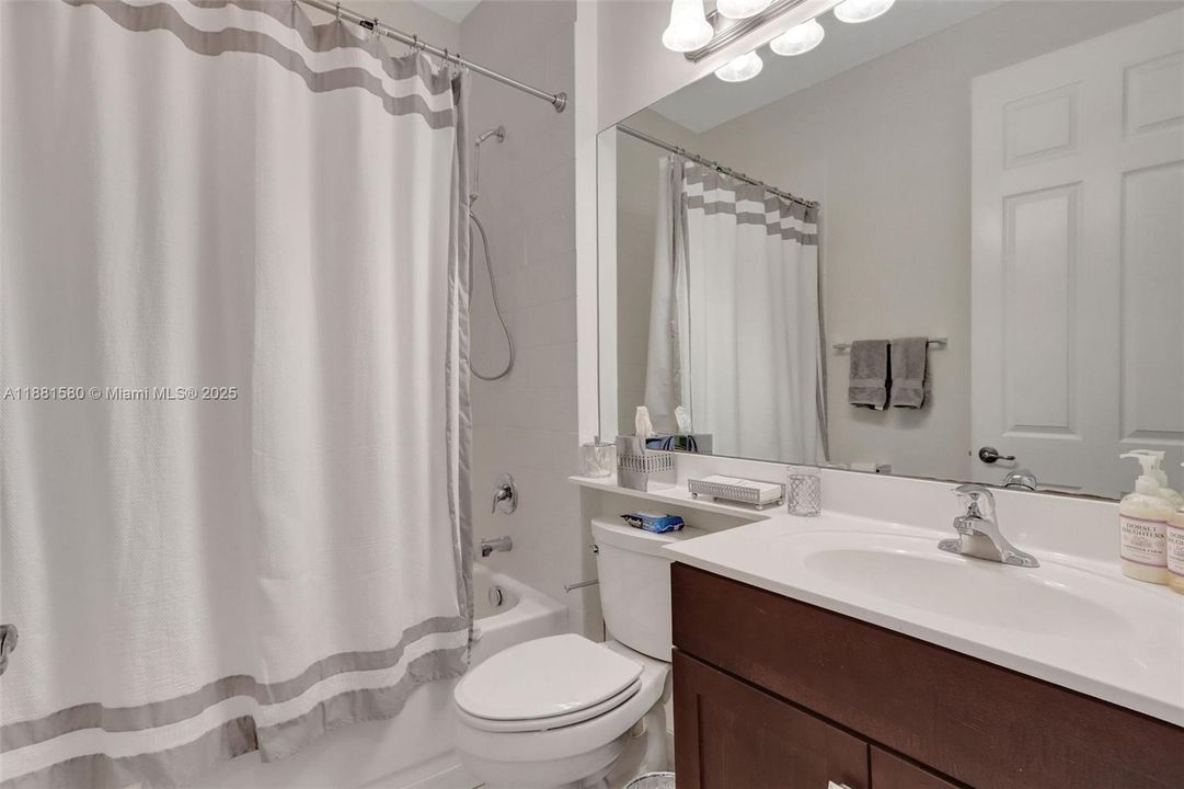 Recently Rented: $4,850 (4 beds, 3 baths, 2305 Square Feet)