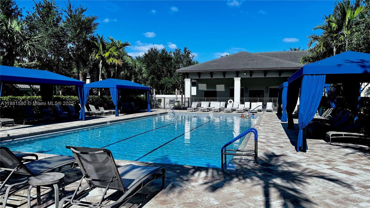 Recently Rented: $4,850 (4 beds, 3 baths, 2305 Square Feet)