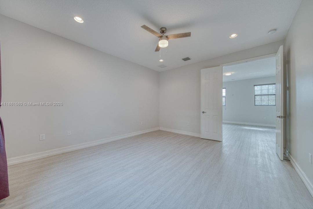 Recently Rented: $4,850 (4 beds, 3 baths, 2305 Square Feet)