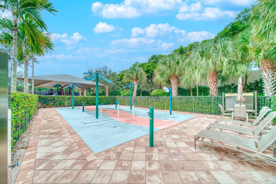 Recently Rented: $4,850 (4 beds, 3 baths, 2305 Square Feet)