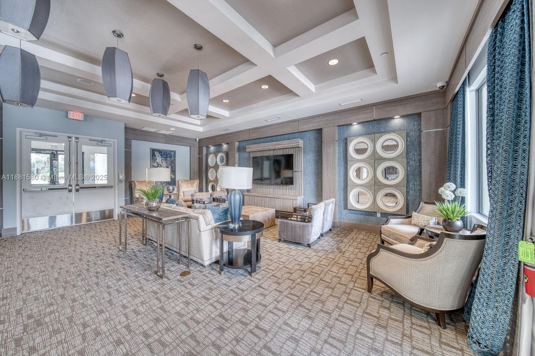 Recently Rented: $4,850 (4 beds, 3 baths, 2305 Square Feet)