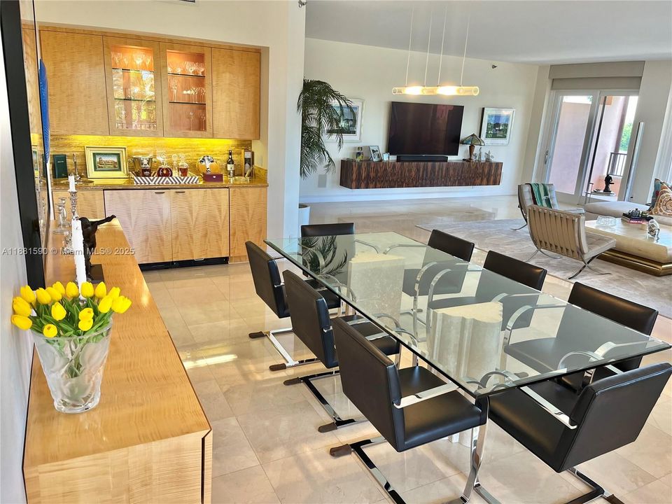 For Rent: $16,000 (4 beds, 4 baths, 4090 Square Feet)