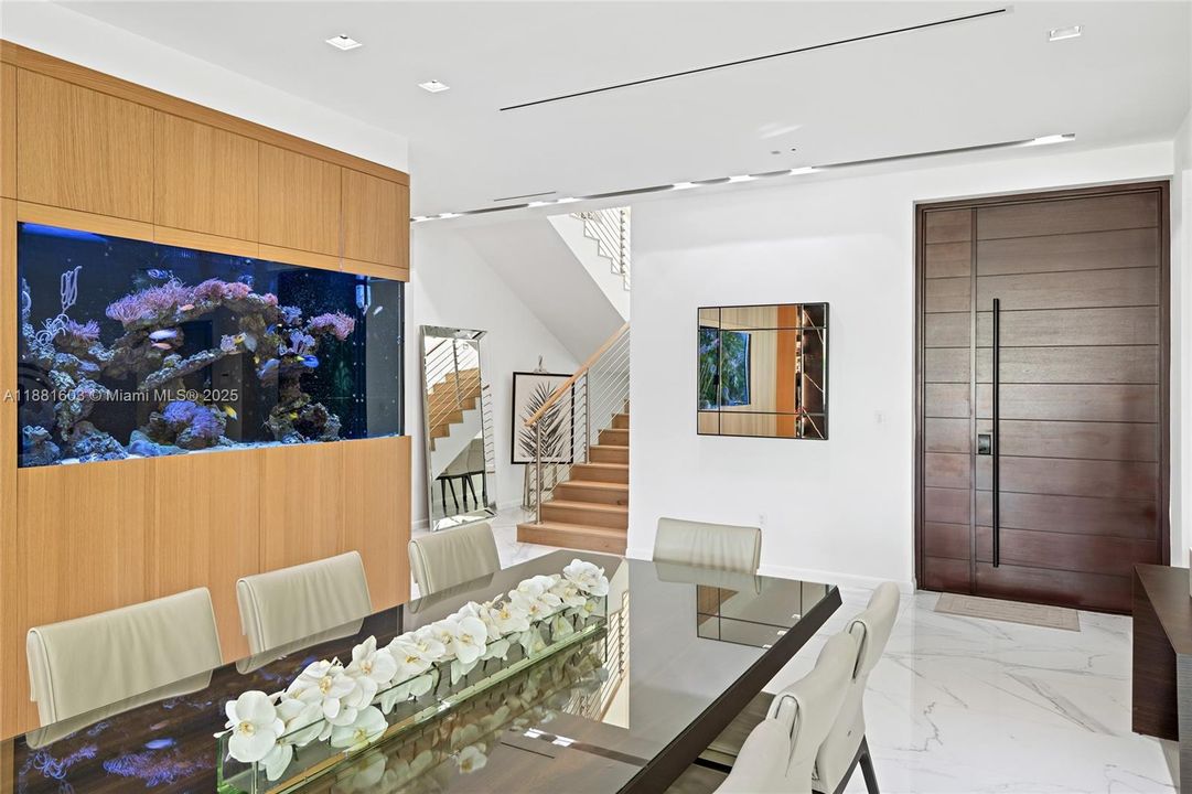 For Sale: $13,900,000 (6 beds, 6 baths, 5633 Square Feet)