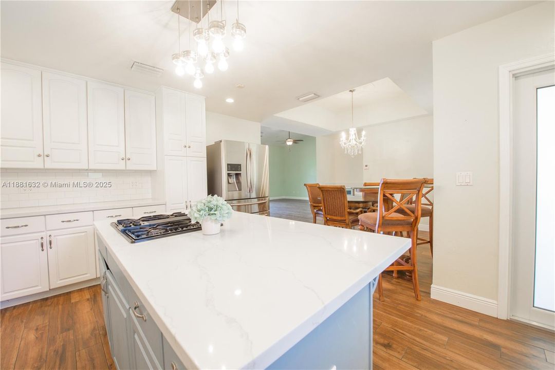 For Rent: $5,000 (4 beds, 3 baths, 2640 Square Feet)