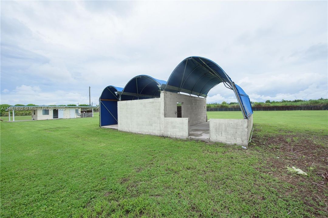 For Rent: $5,000 (4 beds, 3 baths, 2640 Square Feet)