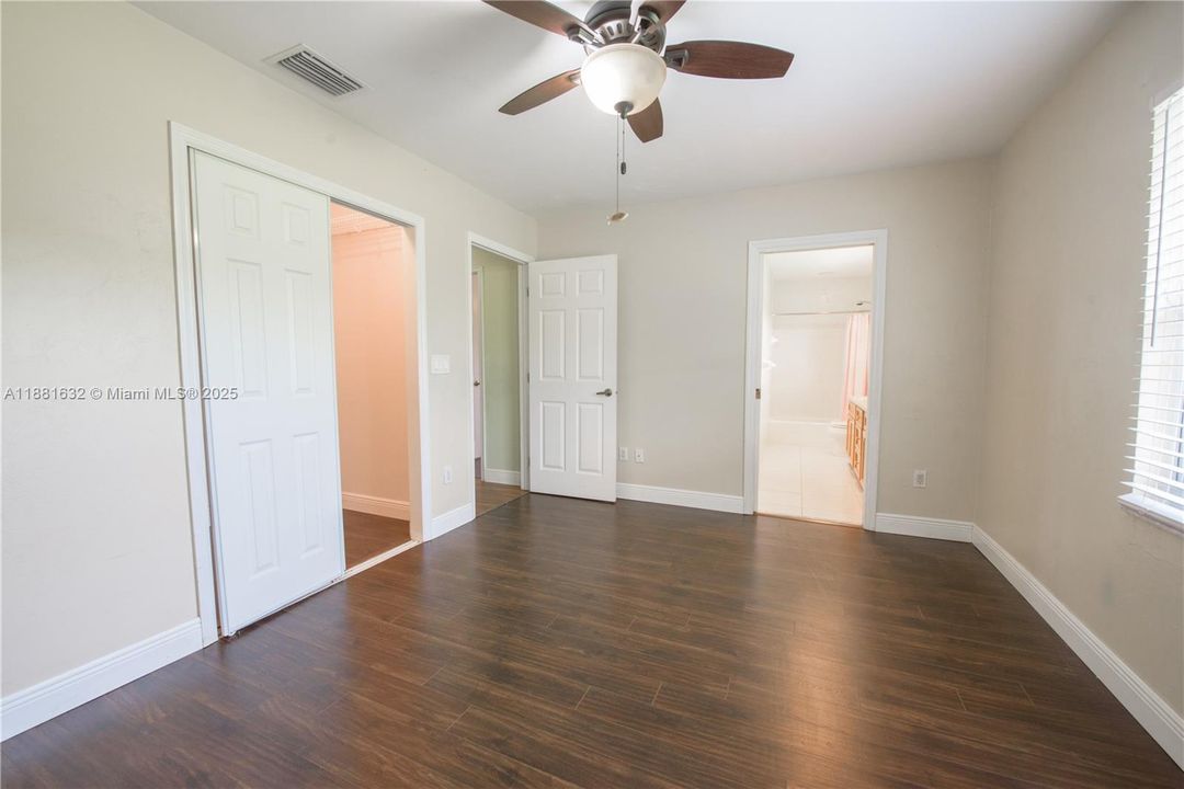 For Rent: $5,000 (4 beds, 3 baths, 2640 Square Feet)