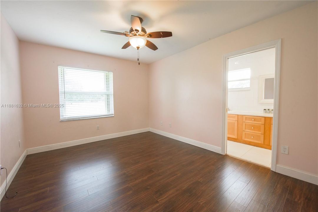 For Rent: $5,000 (4 beds, 3 baths, 2640 Square Feet)