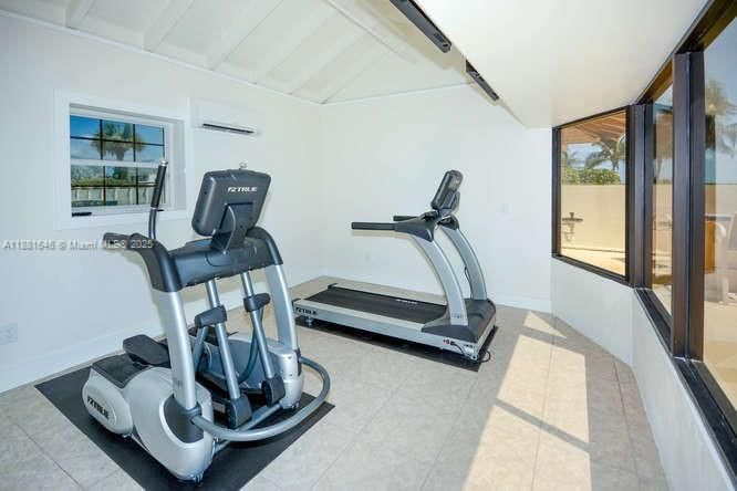 For Sale: $1,795,000 (3 beds, 2 baths, 1800 Square Feet)