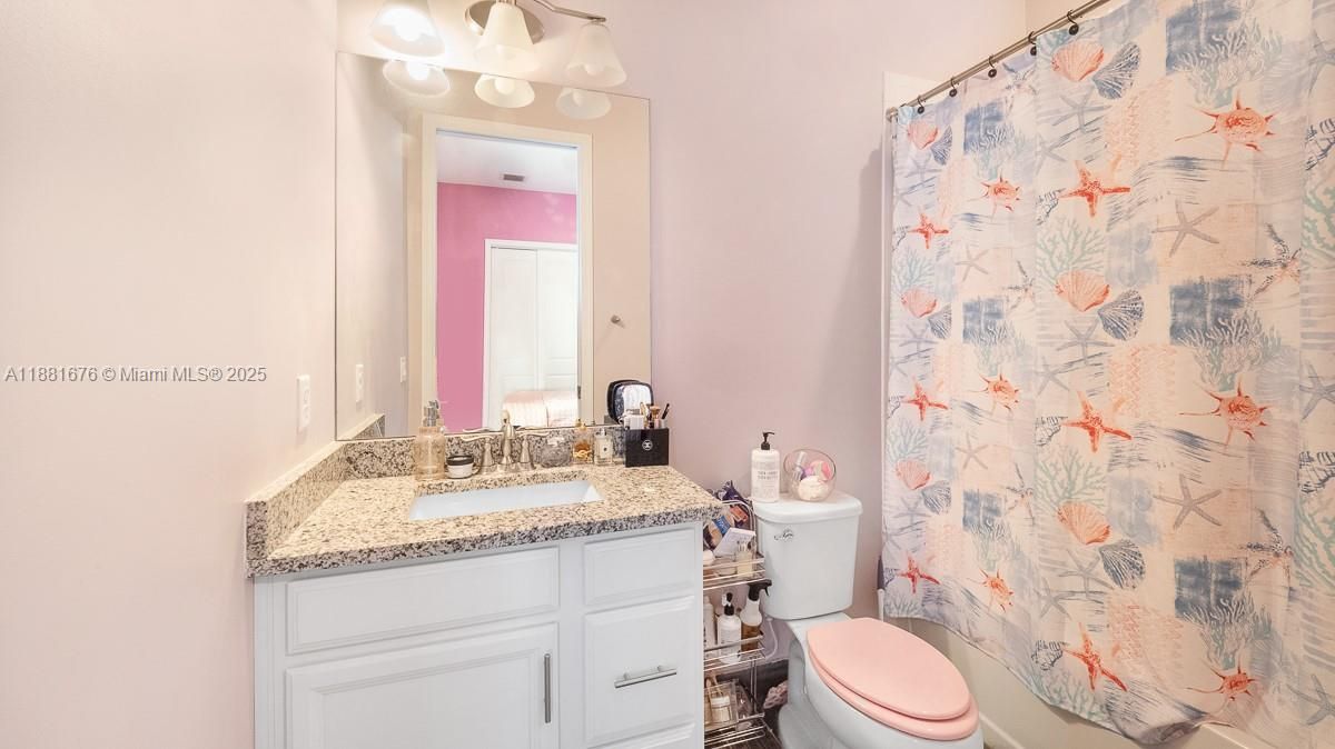 For Sale: $685,000 (3 beds, 3 baths, 2197 Square Feet)