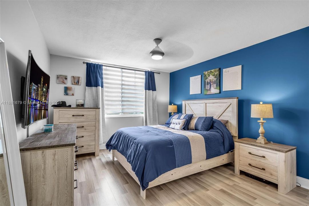 Activo con contrato: $280,000 (2 camas, 2 baños, 983 Pies cuadrados)