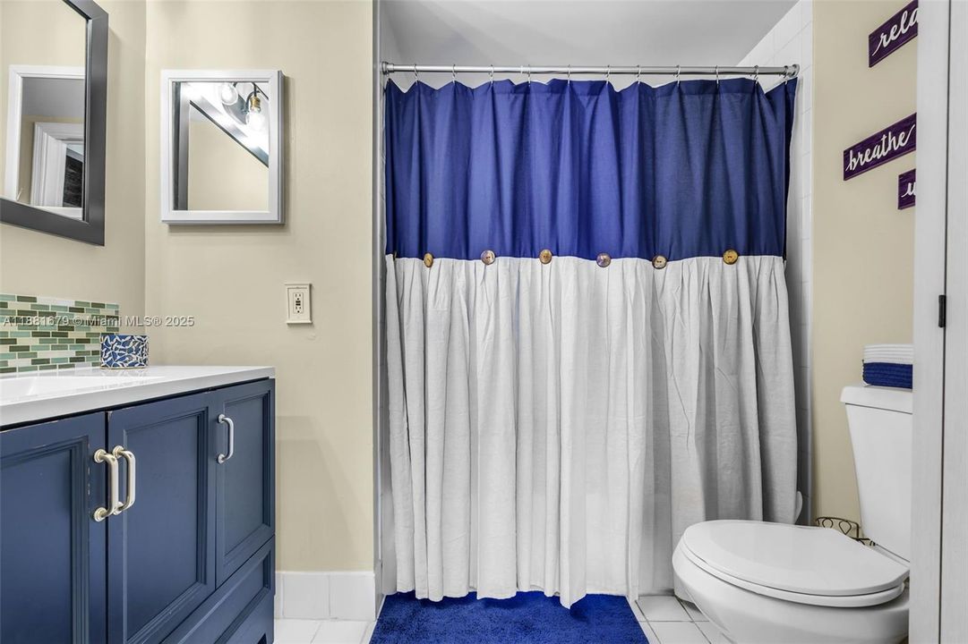 Activo con contrato: $280,000 (2 camas, 2 baños, 983 Pies cuadrados)