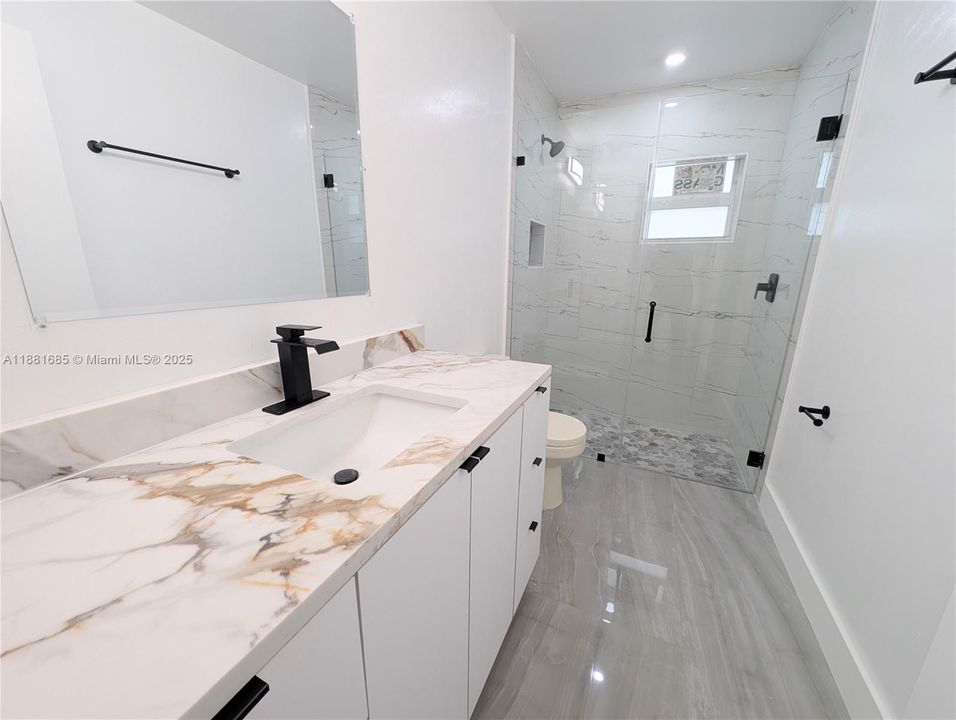 待售: $455,900 (4 贝兹, 3 浴室, 2158 平方英尺)