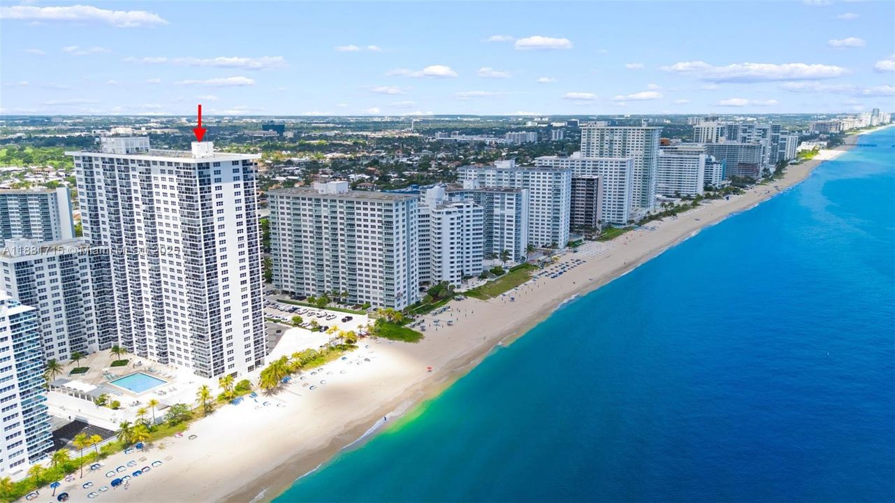 Active With Contract: $850,000 (2 beds, 2 baths, 1821 Square Feet)