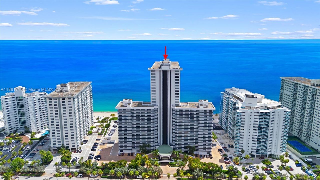 Active With Contract: $850,000 (2 beds, 2 baths, 1821 Square Feet)