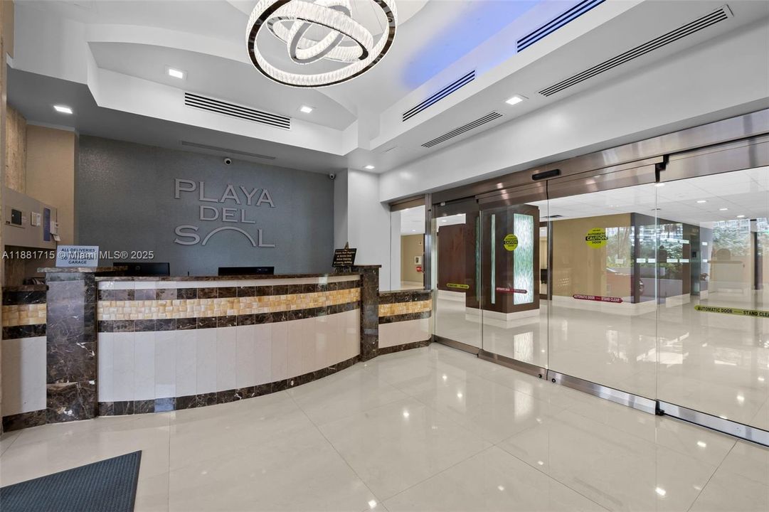 Active With Contract: $850,000 (2 beds, 2 baths, 1821 Square Feet)