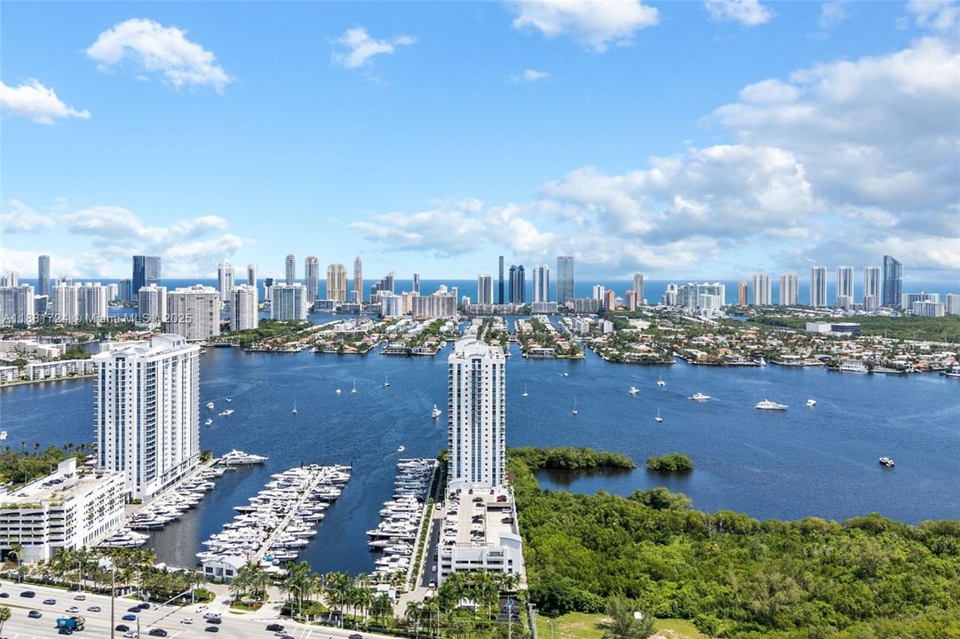 Active With Contract: $9,250 (3 beds, 2 baths, 1958 Square Feet)