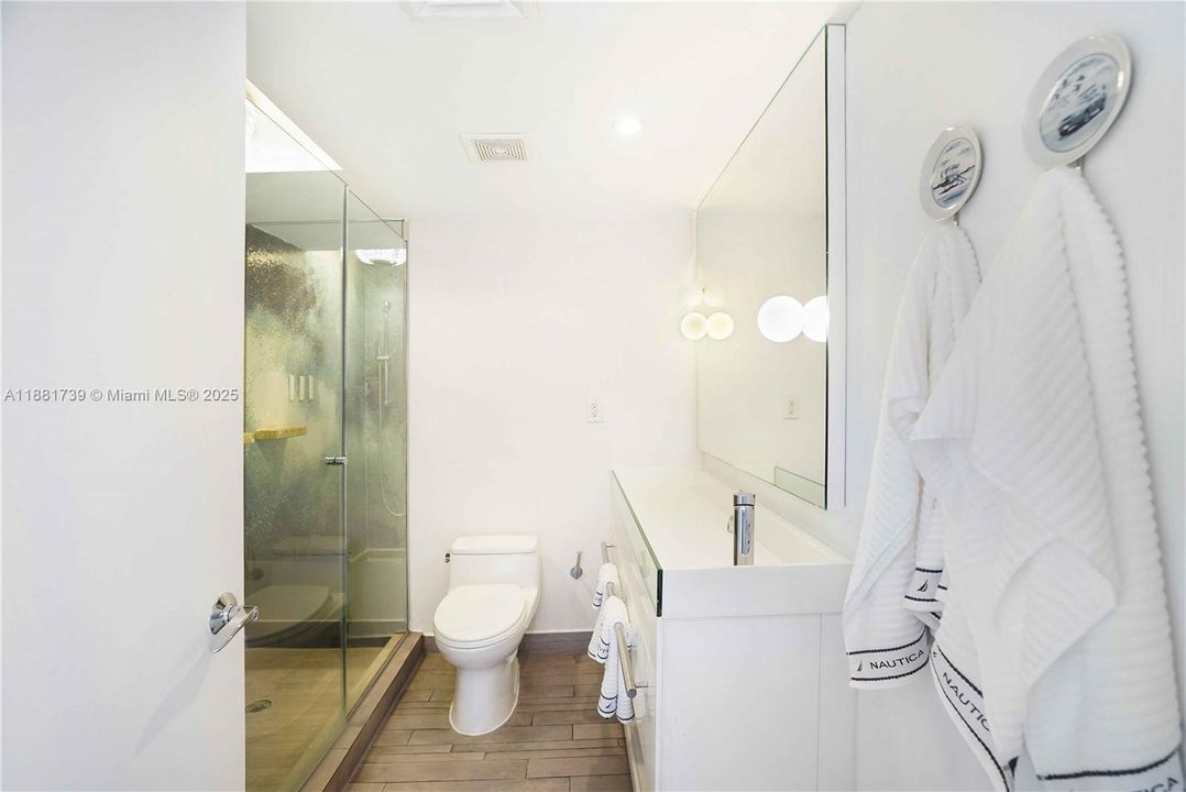 待售: $265,000 (0 贝兹, 1 浴室, 485 平方英尺)