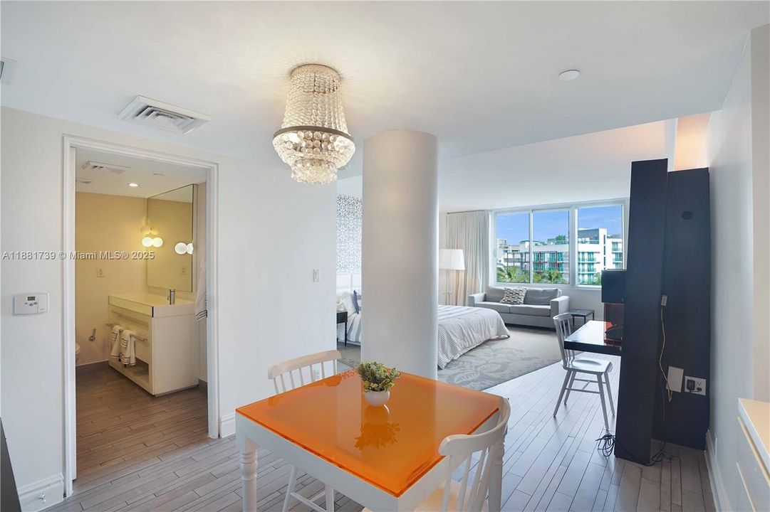 待售: $265,000 (0 贝兹, 1 浴室, 485 平方英尺)