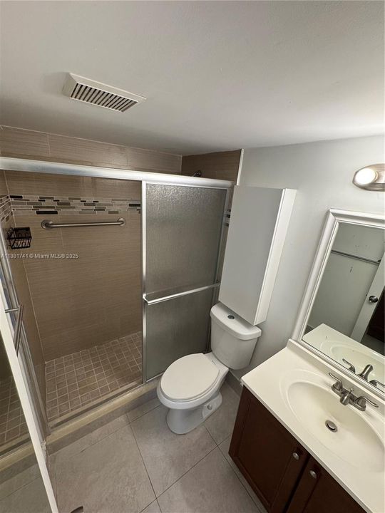 Recientemente alquilado: $1,700 (2 camas, 1 baños, 953 Pies cuadrados)