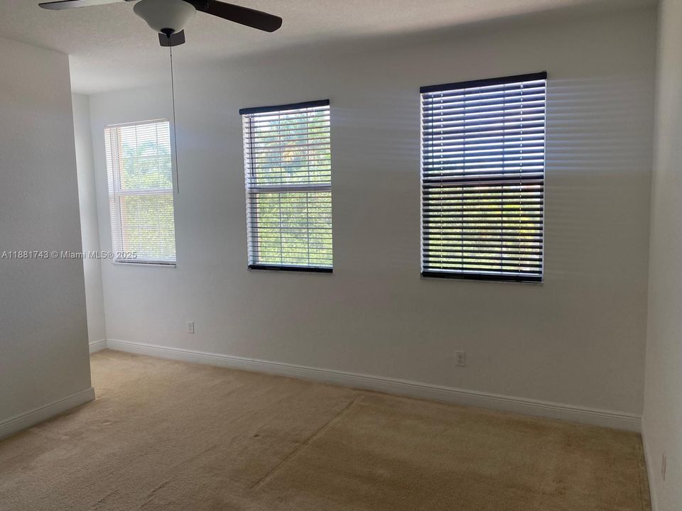 En Renta: $2,700 (2 camas, 2 baños, 1660 Pies cuadrados)