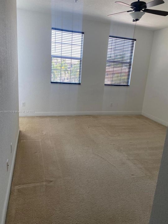 En Renta: $2,700 (2 camas, 2 baños, 1660 Pies cuadrados)