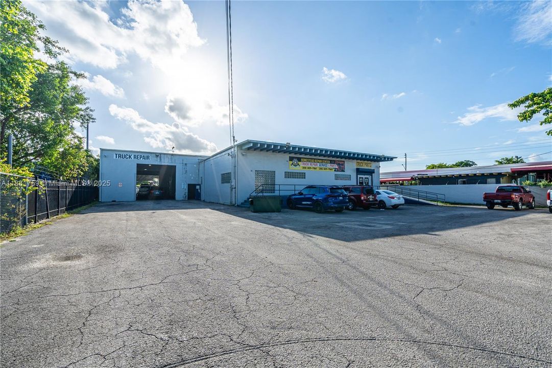 For Sale: $870,000 (0 beds, 0 baths, 0 Square Feet)