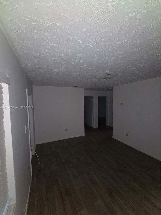 For Rent: $1,375 (2 beds, 2 baths, 1560 Square Feet)